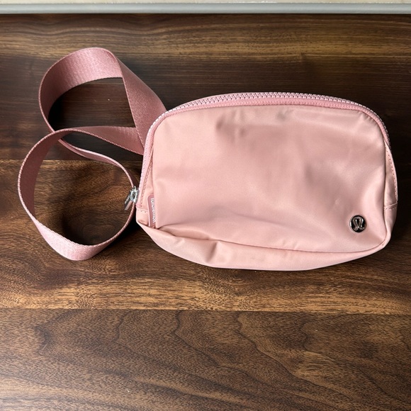 lululemon athletica Handbags - Lululemon Everywhere Belt Bag *1L in Pink Pastel
